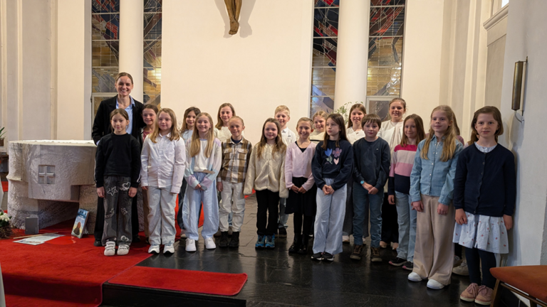 900-Erstkommunion-Chor.png